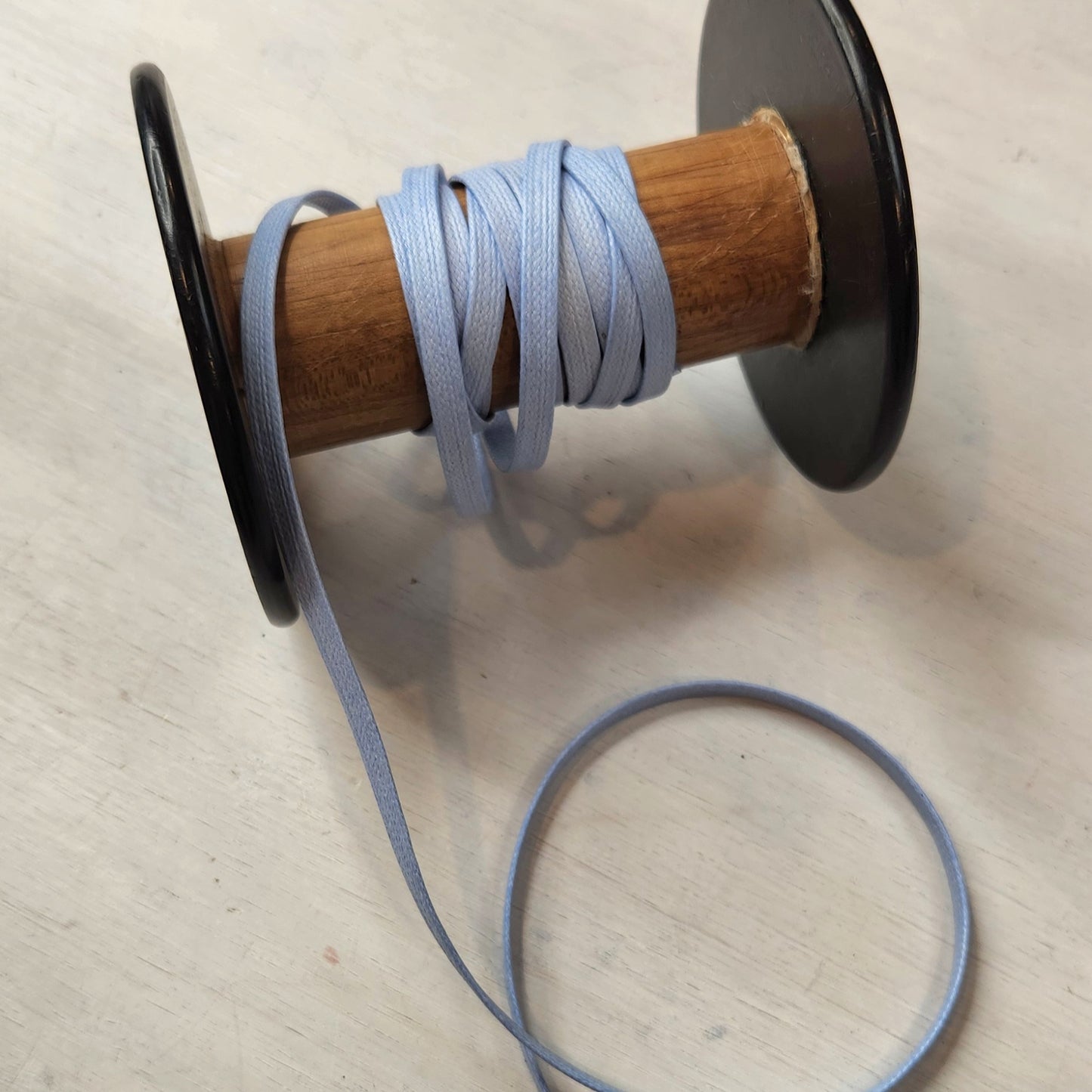 Powder blue Flat Waxed Braided Cord
