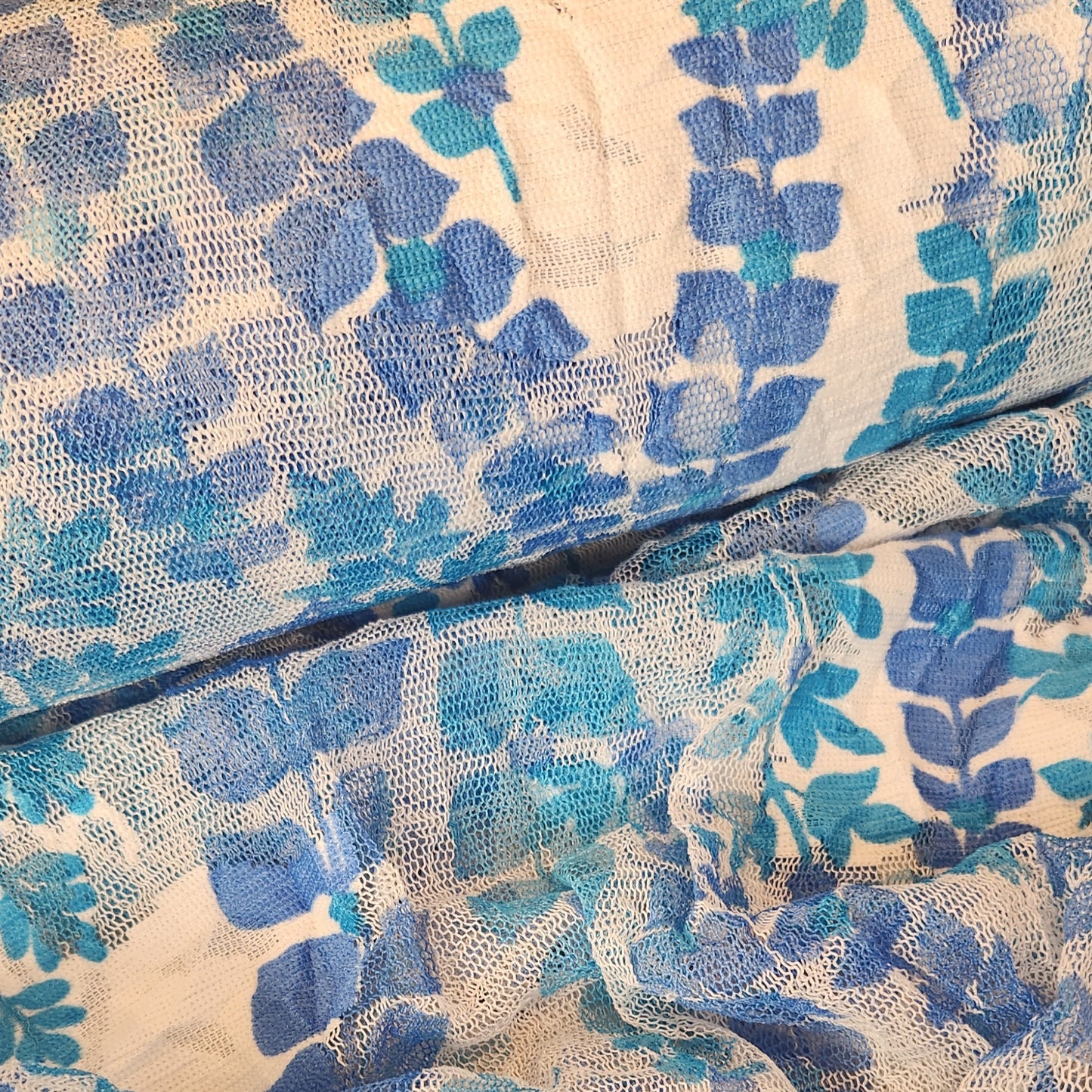 Aqua vines jacquard mesh