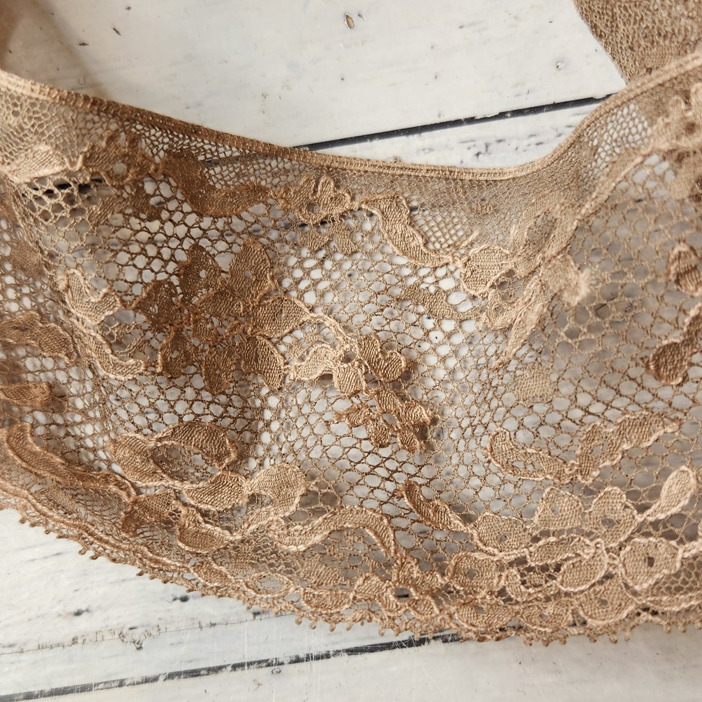 Bowen vintage lace