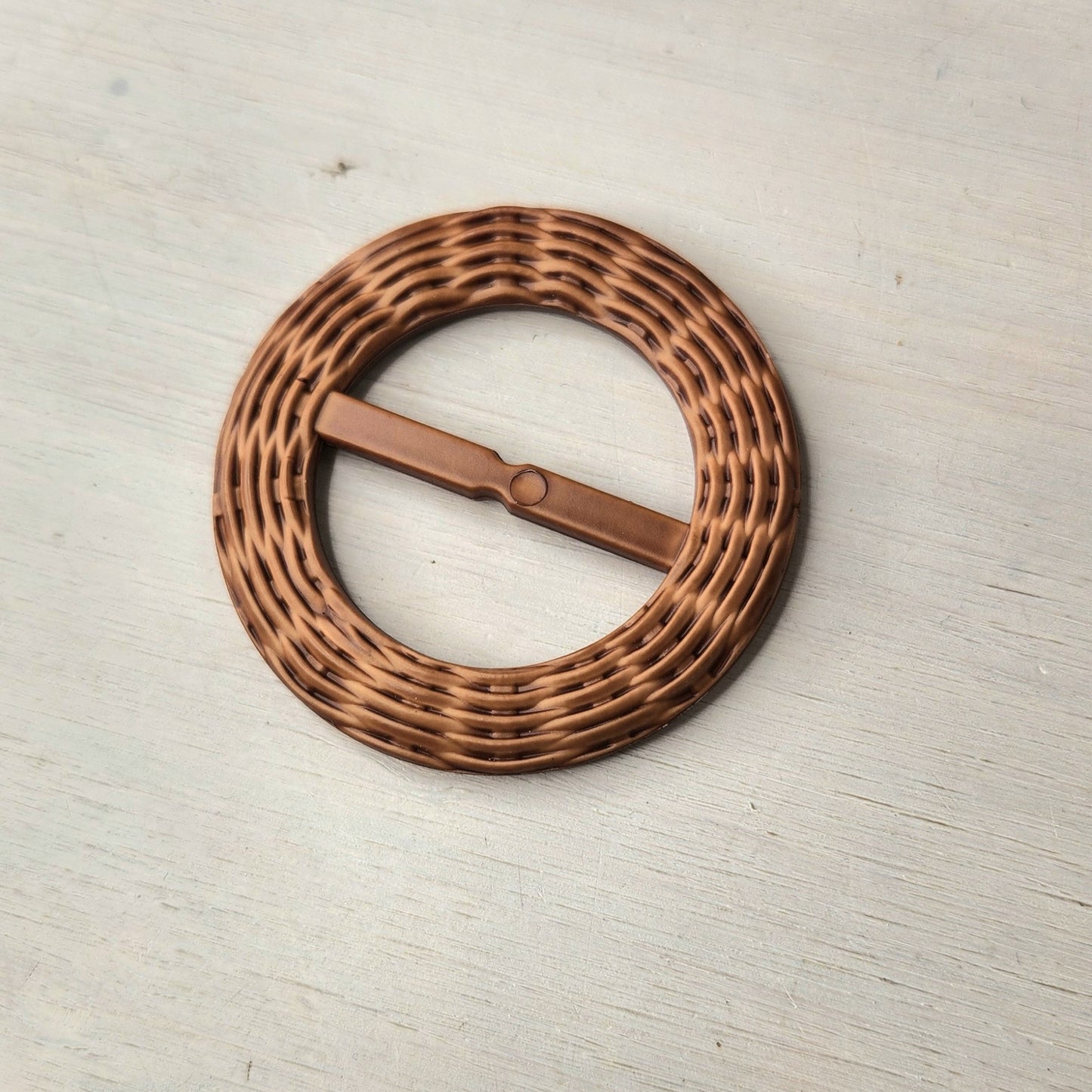 Wicker bow or tie ring
