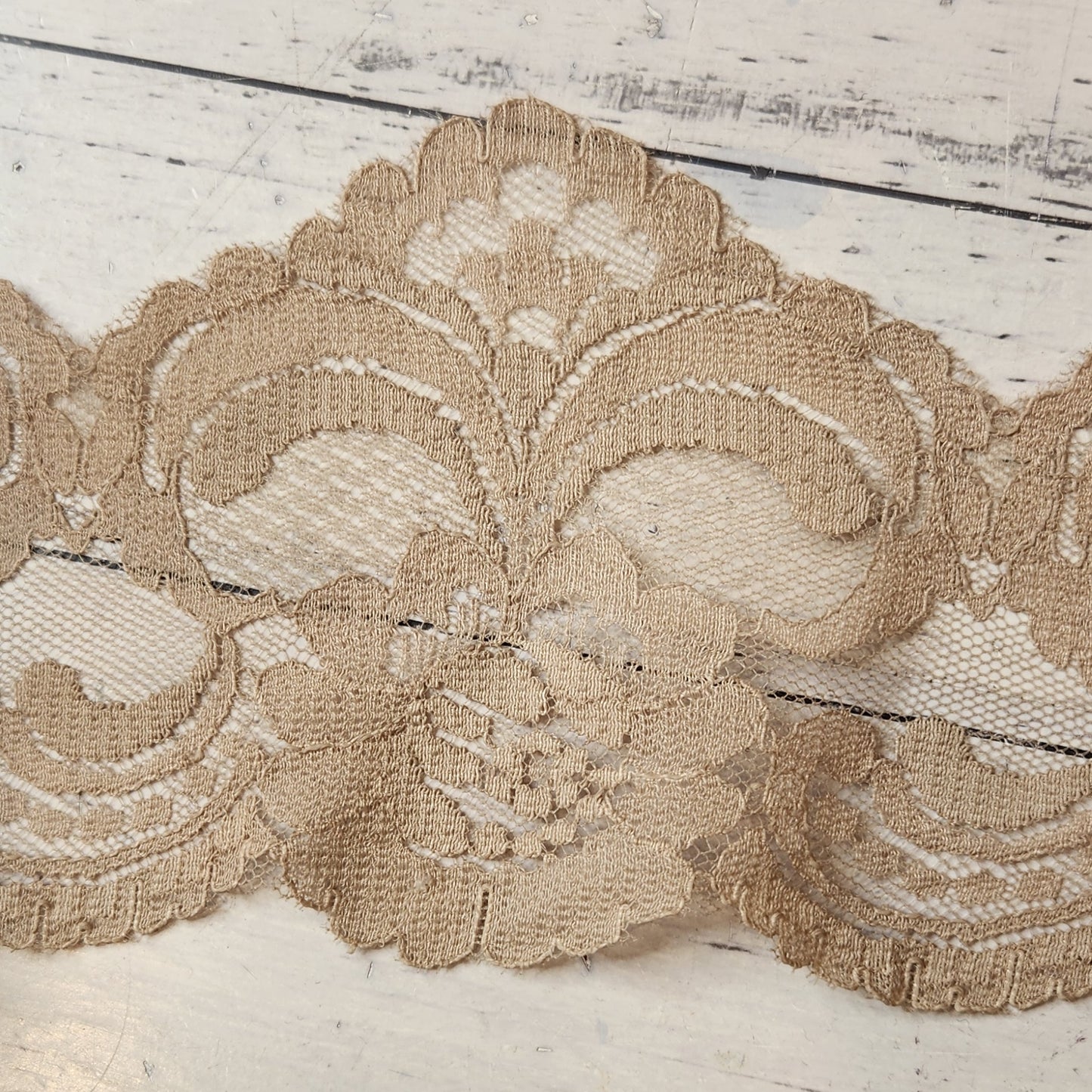 Willow mocha floral lace