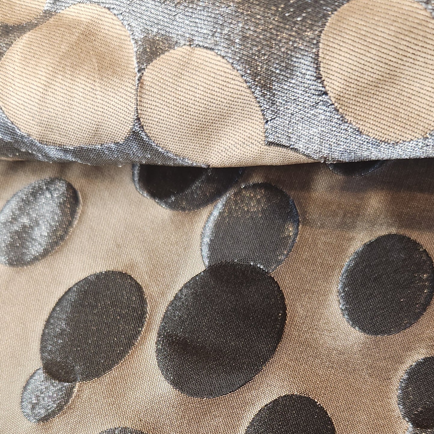 River pebble brocade