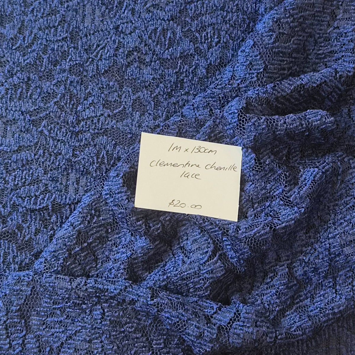2m Clementine chenille lace