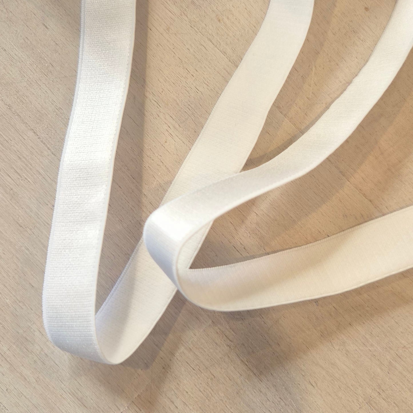 15mm White satin strapping