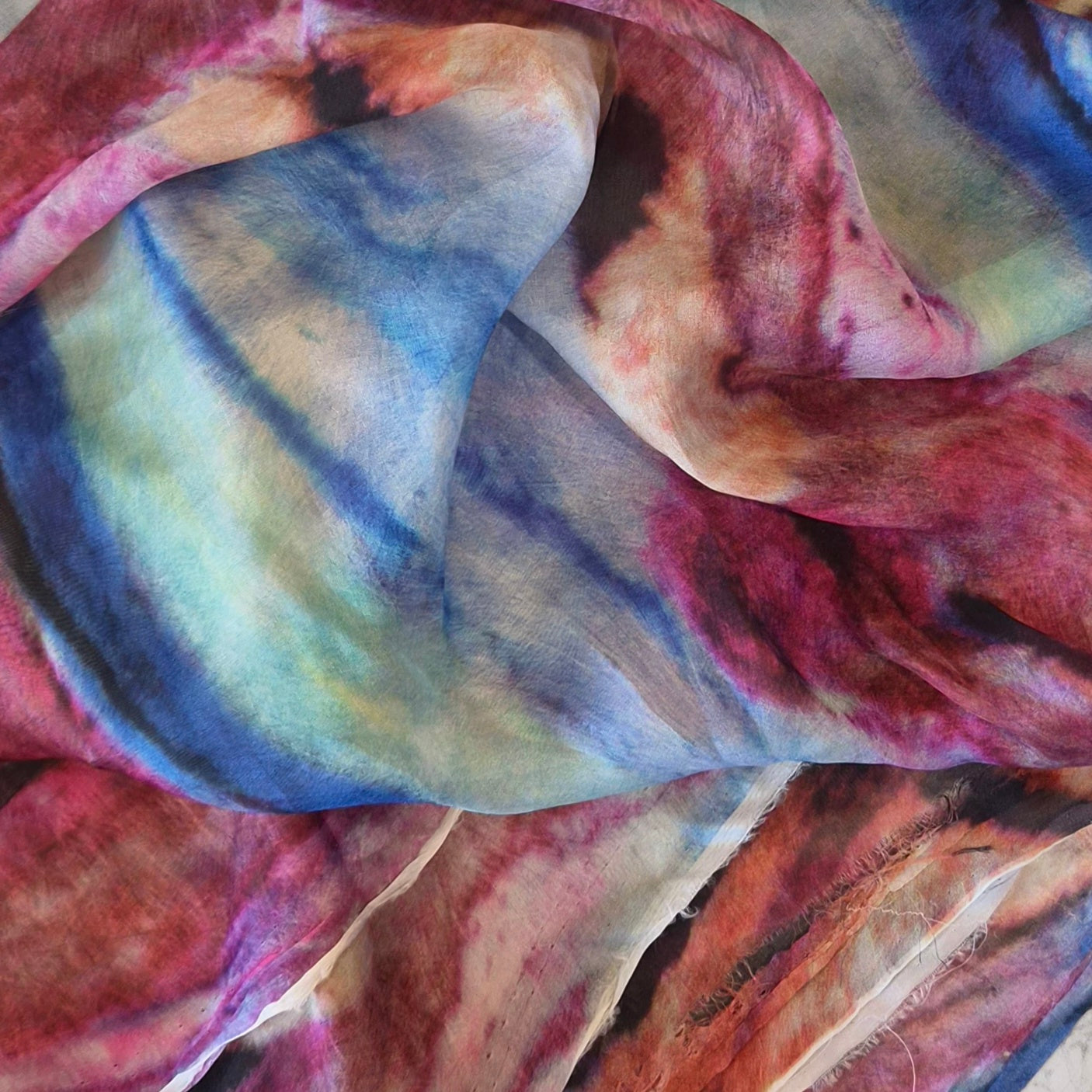 80cm Rainbow swirl silk chiffon