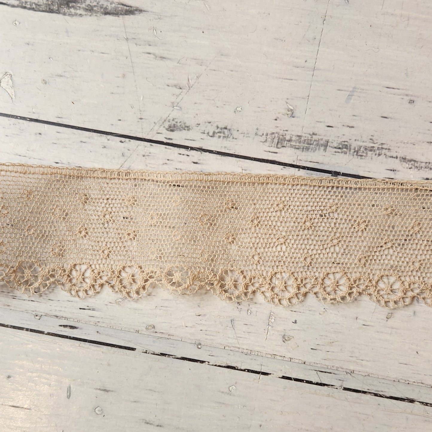 Pinwheels English vintage lace large