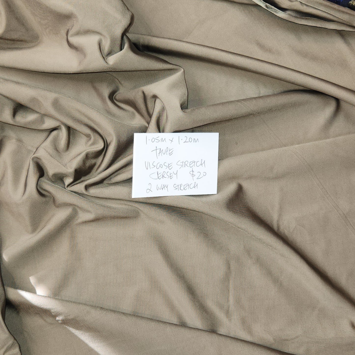 1.05m Taupe viscose stretch jersey