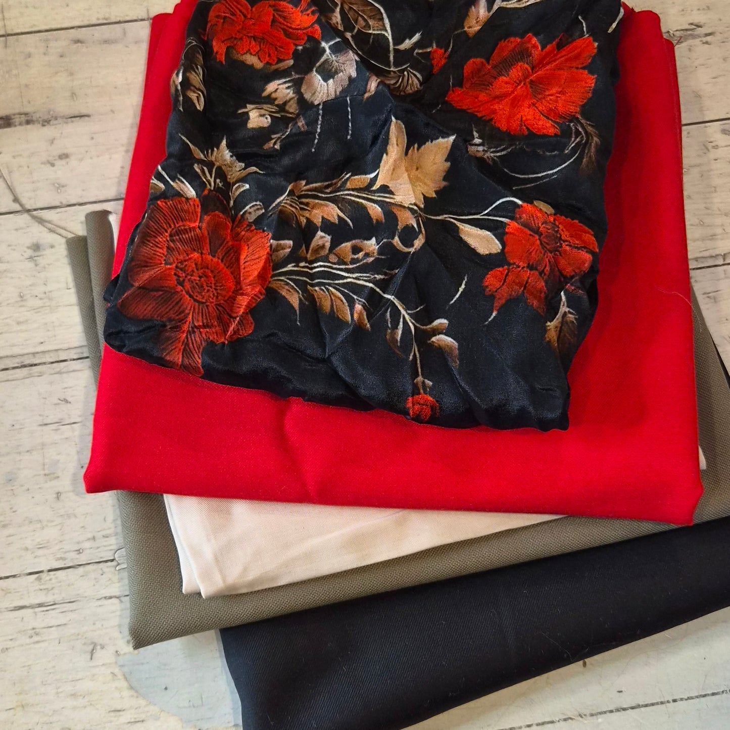 146. 5 pieces assorted fabrics silk and wool