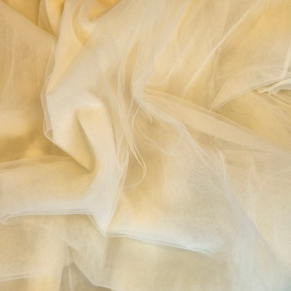 10m Cream soft tulle
