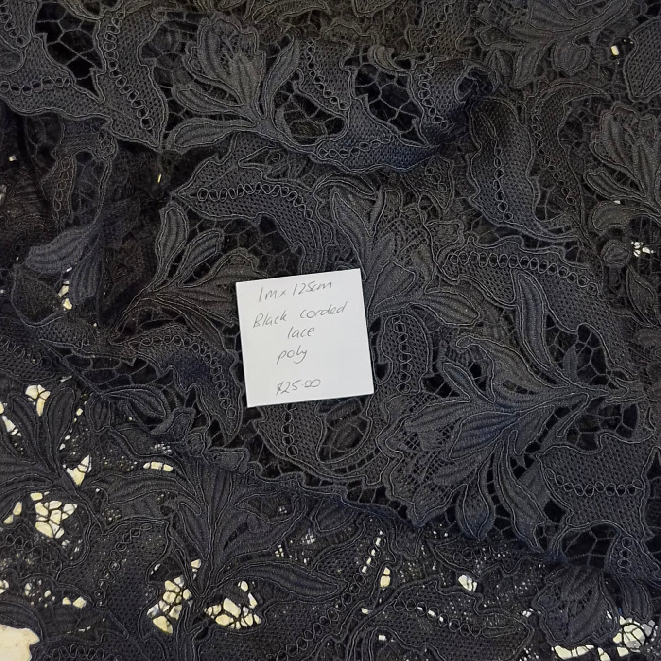 1m Black corded lace