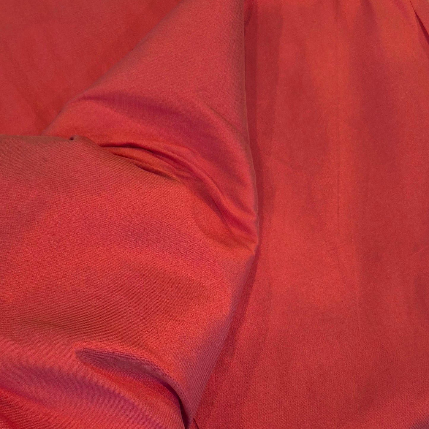 1m Strawberry taffeta