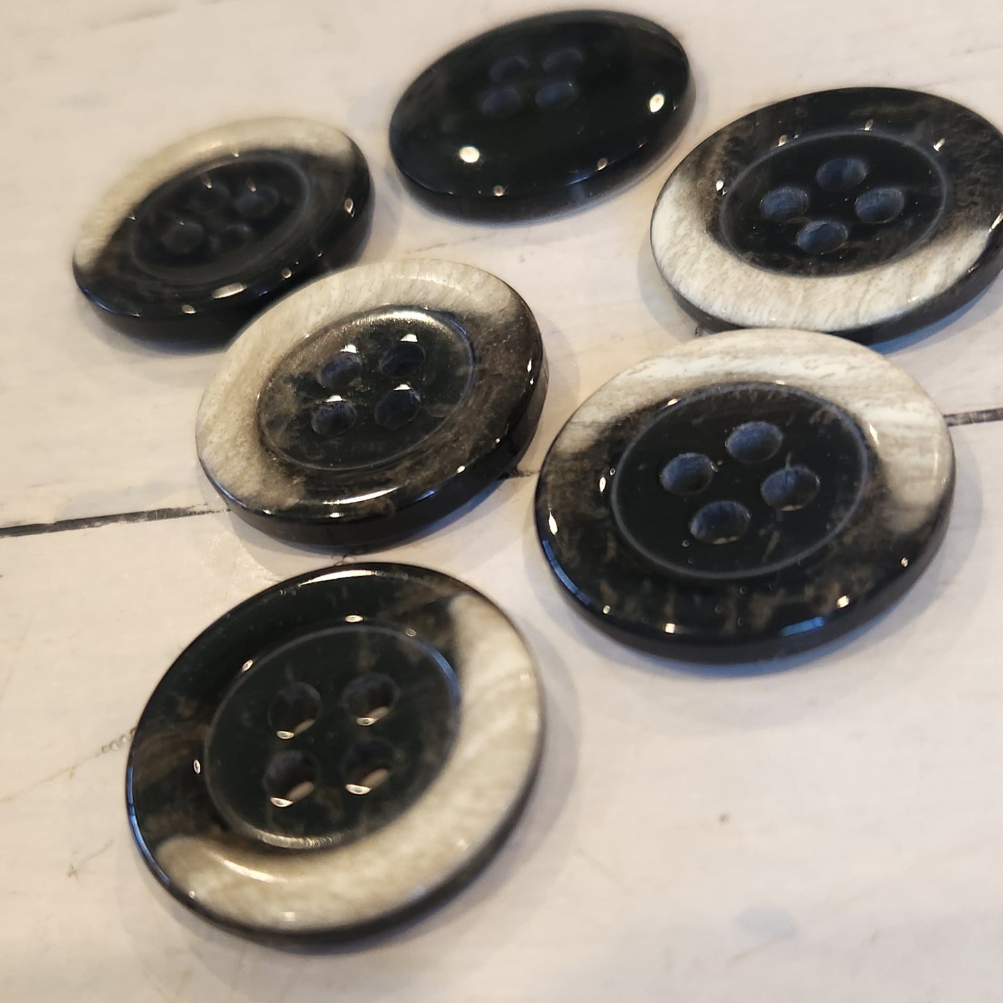 24mm Bonnie button