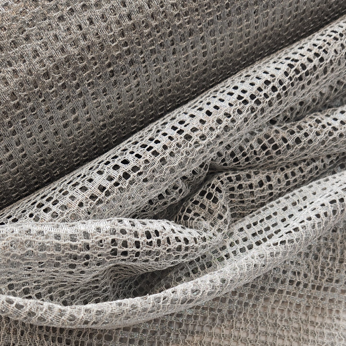 silver squares solstiss mesh