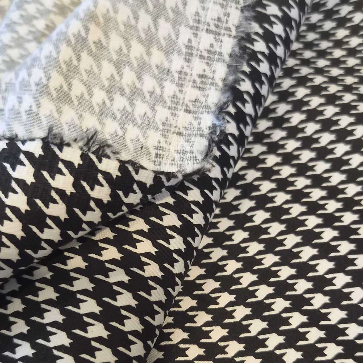 Houndstooth cotton sateen