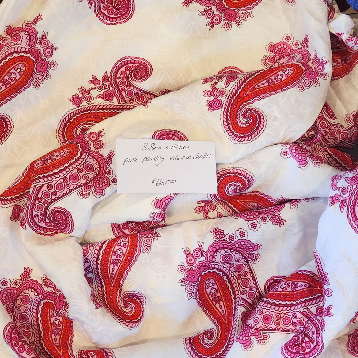 3.3m Pink paisley viscose challis