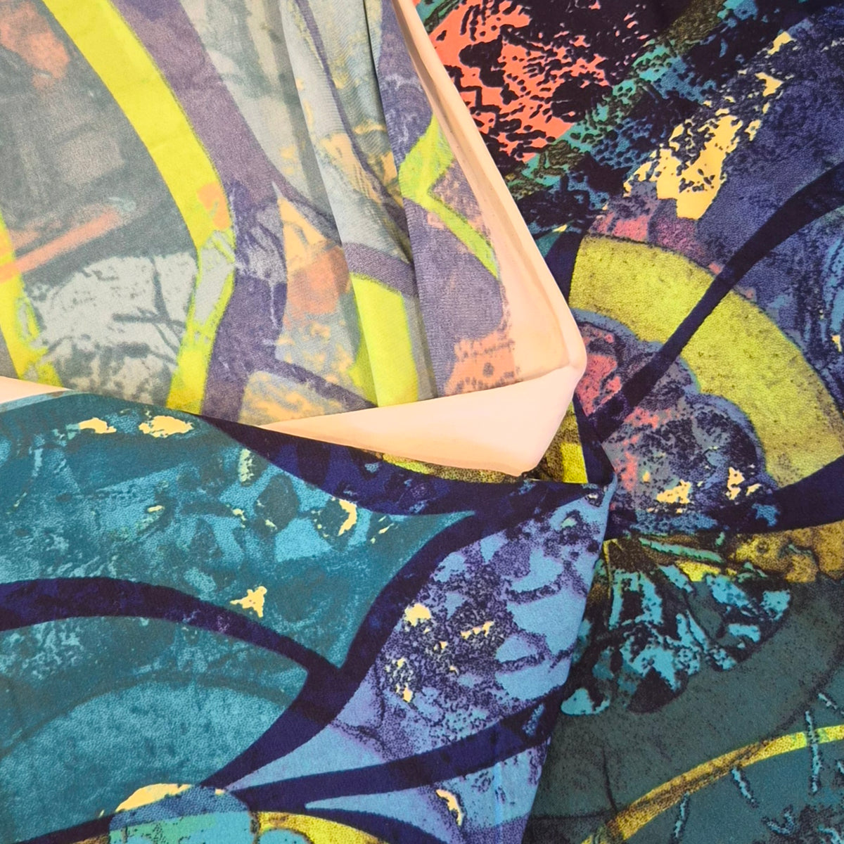 Glass reflections jersey knit