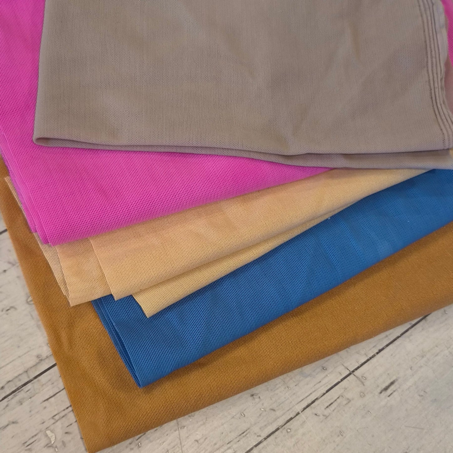 #47 Bundle of powermesh pieces