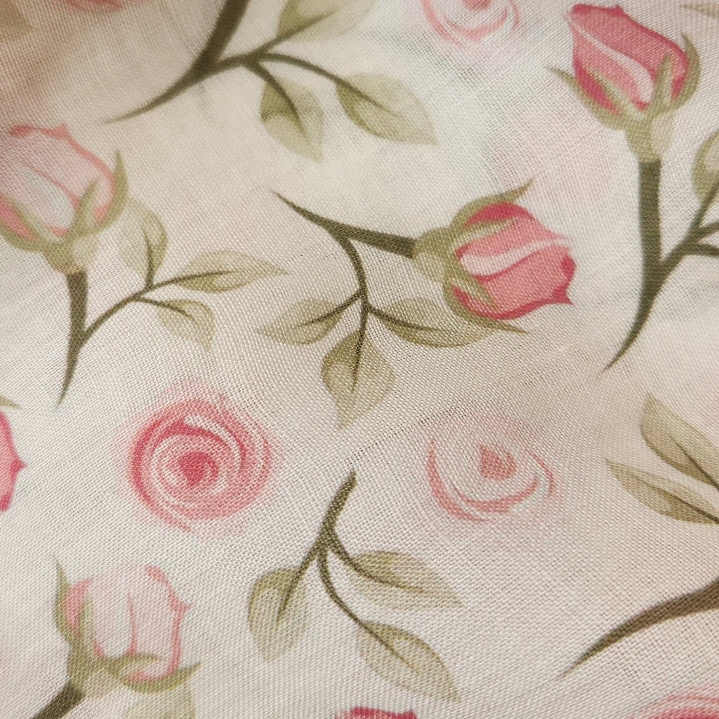 Pretty pink roses ramie