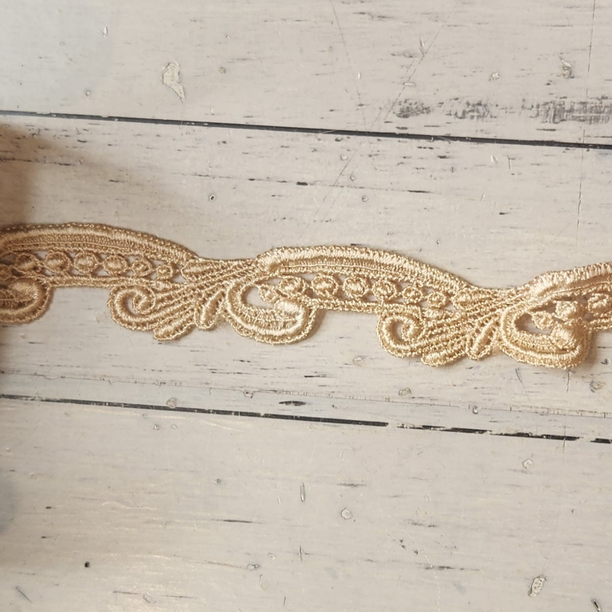 Venetian scroll Guipure Trim