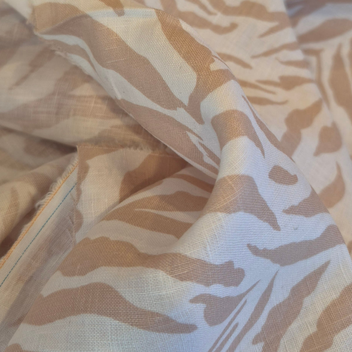 Fawn tiger linen