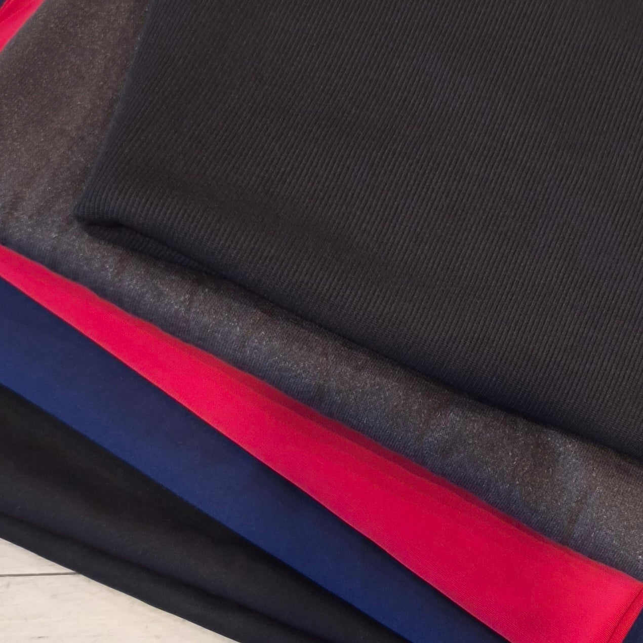 2. 5m Jersey and rib bundle