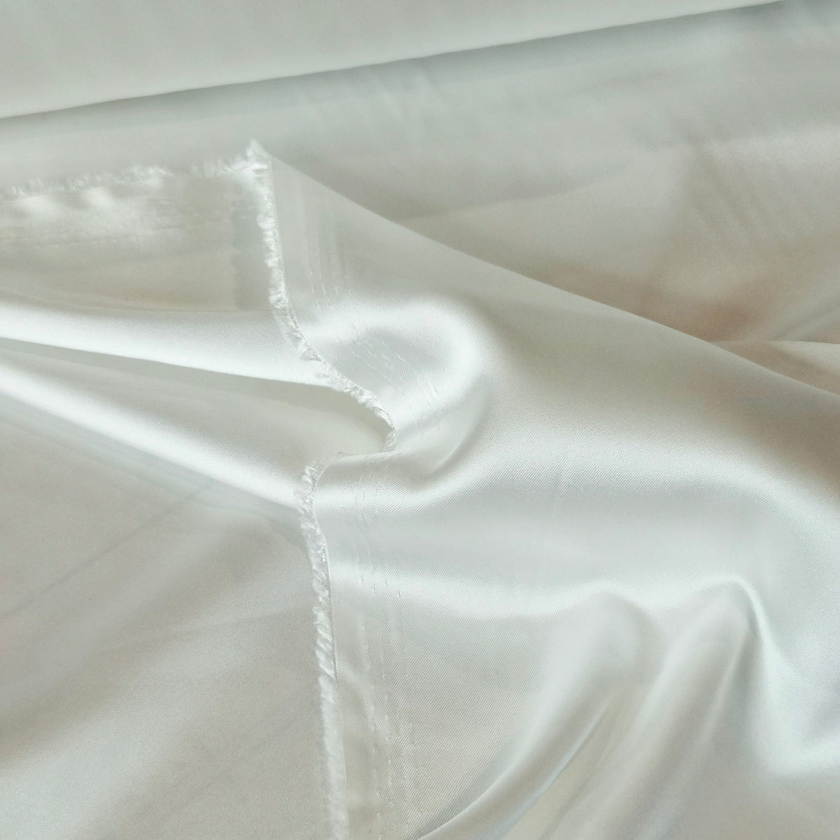 Vanilla acetate satin