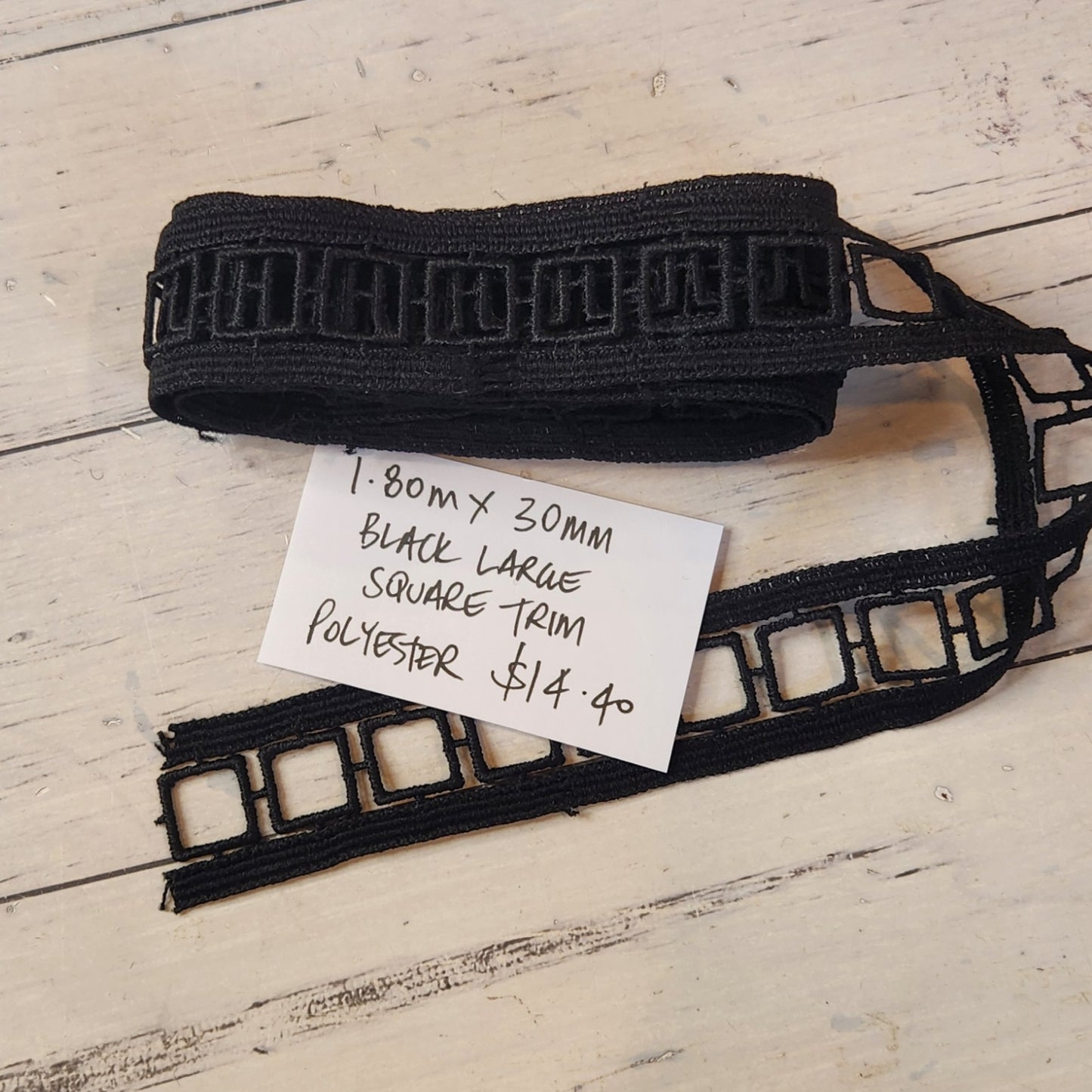 1.8m Black large square trim