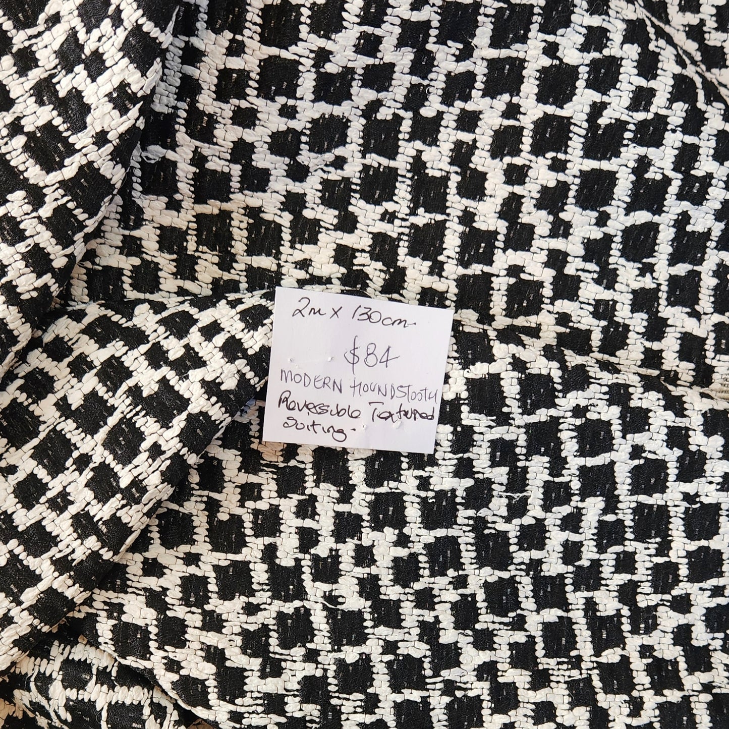 2m Modern Houndstooth textured suiting