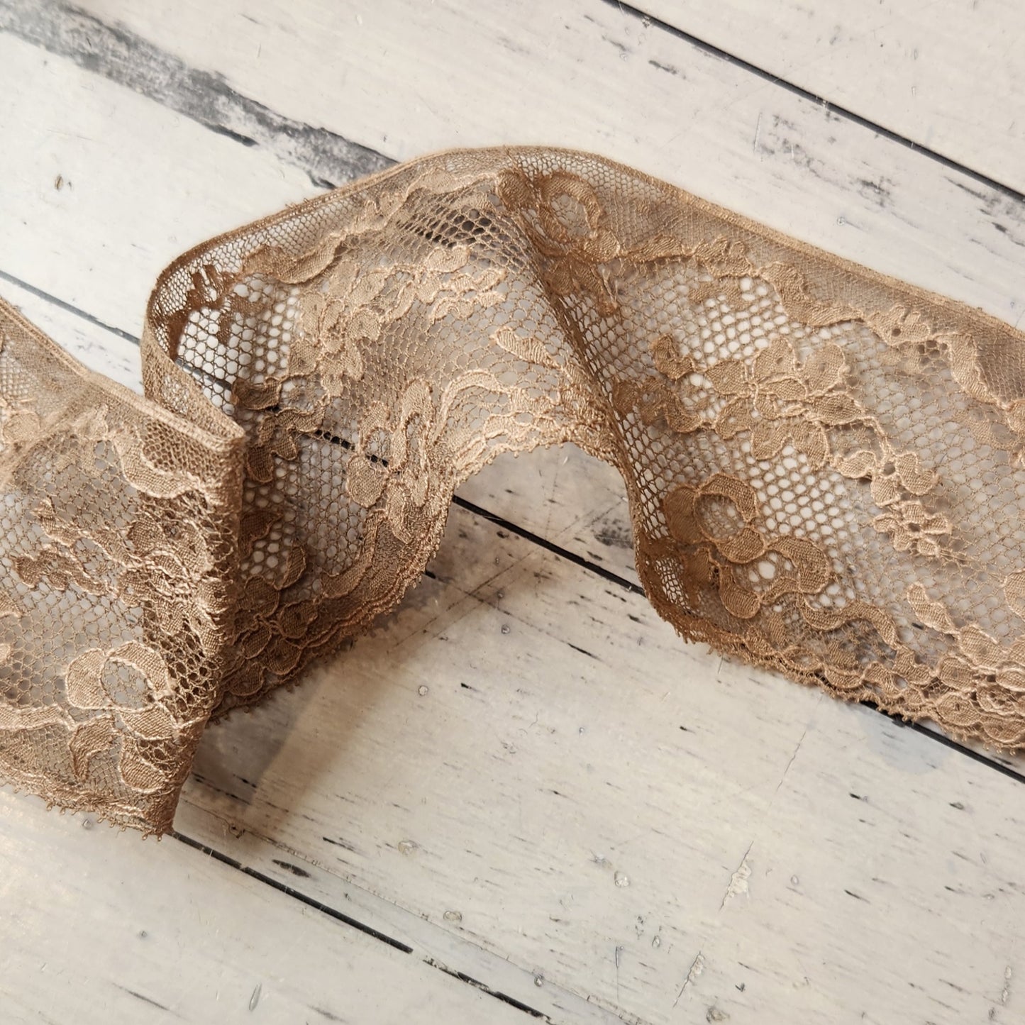 Bowen vintage lace