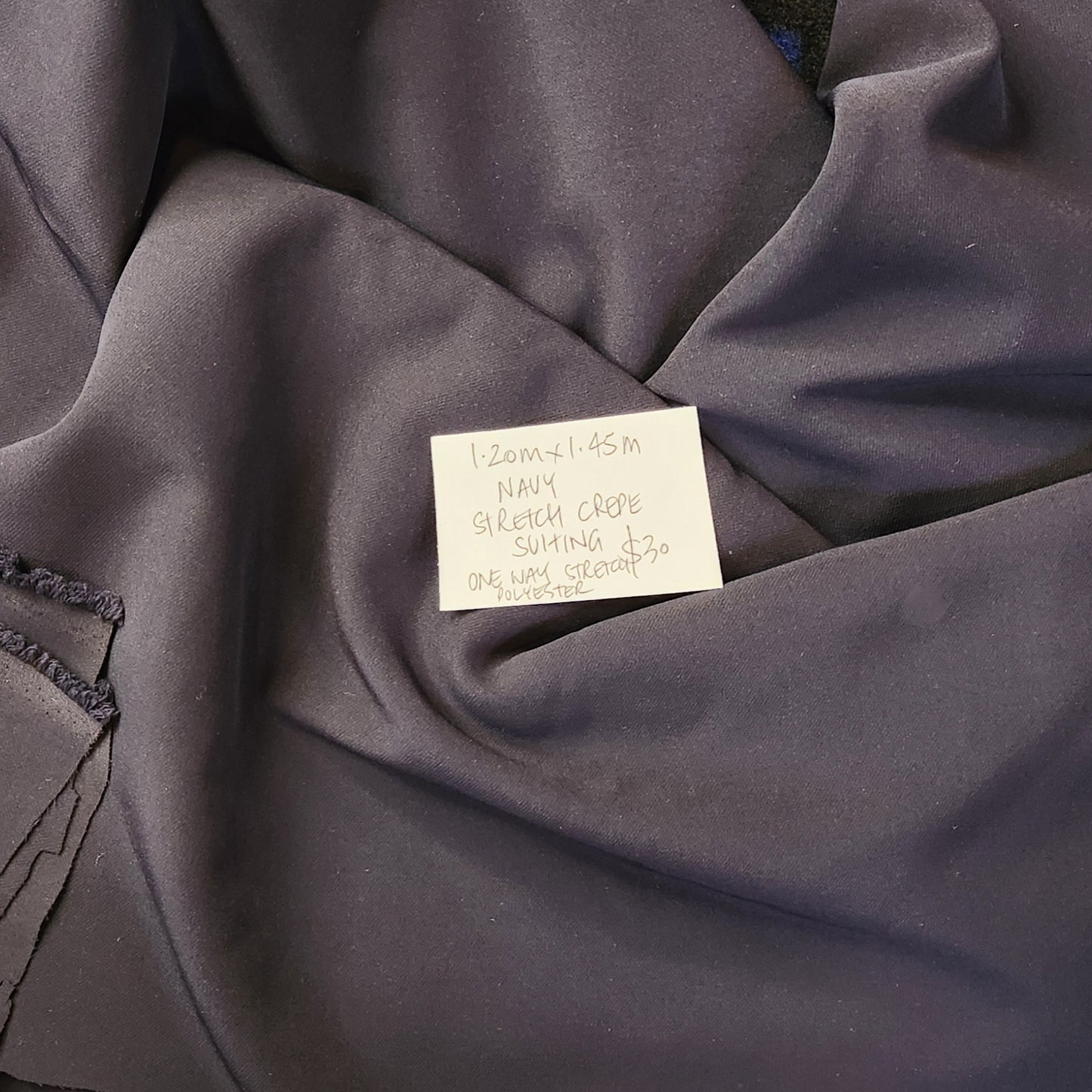1.2m Navy stretch crepe suiting