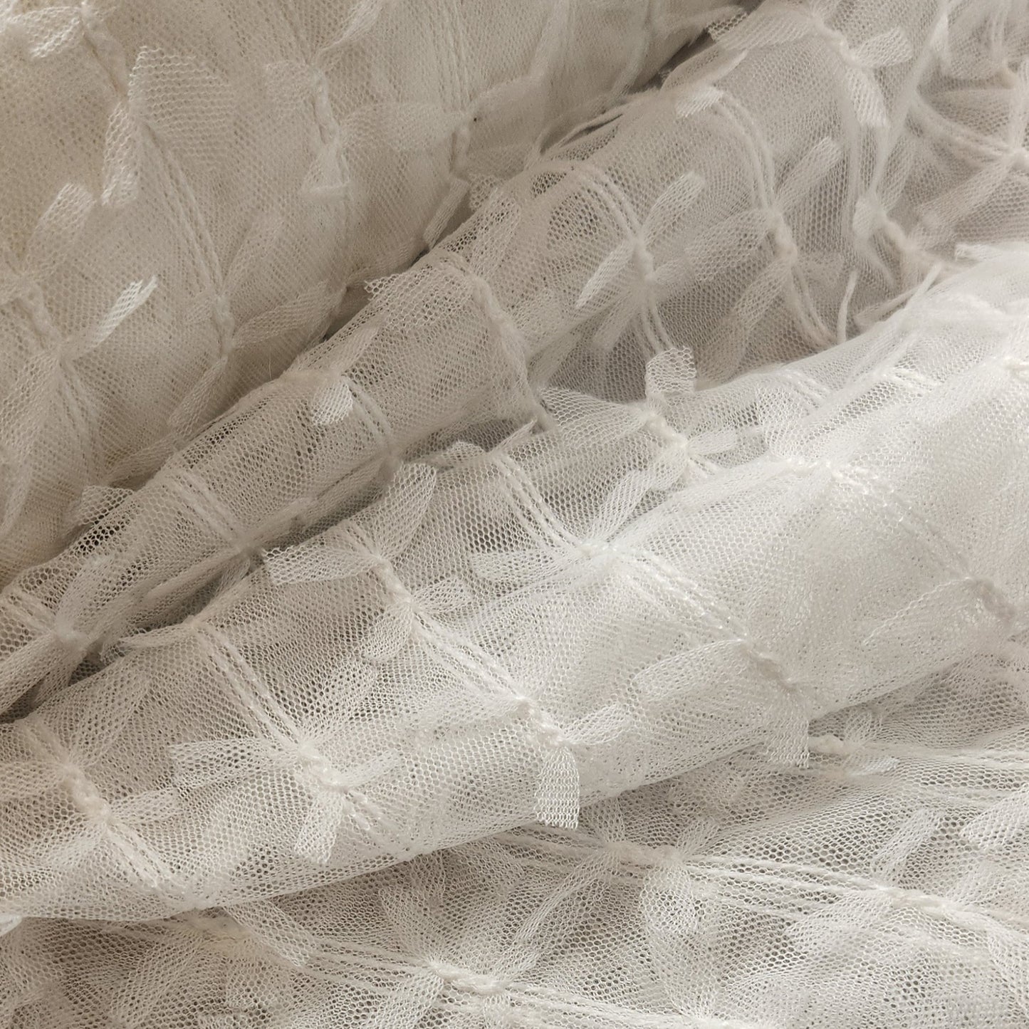 White flutter mesh
