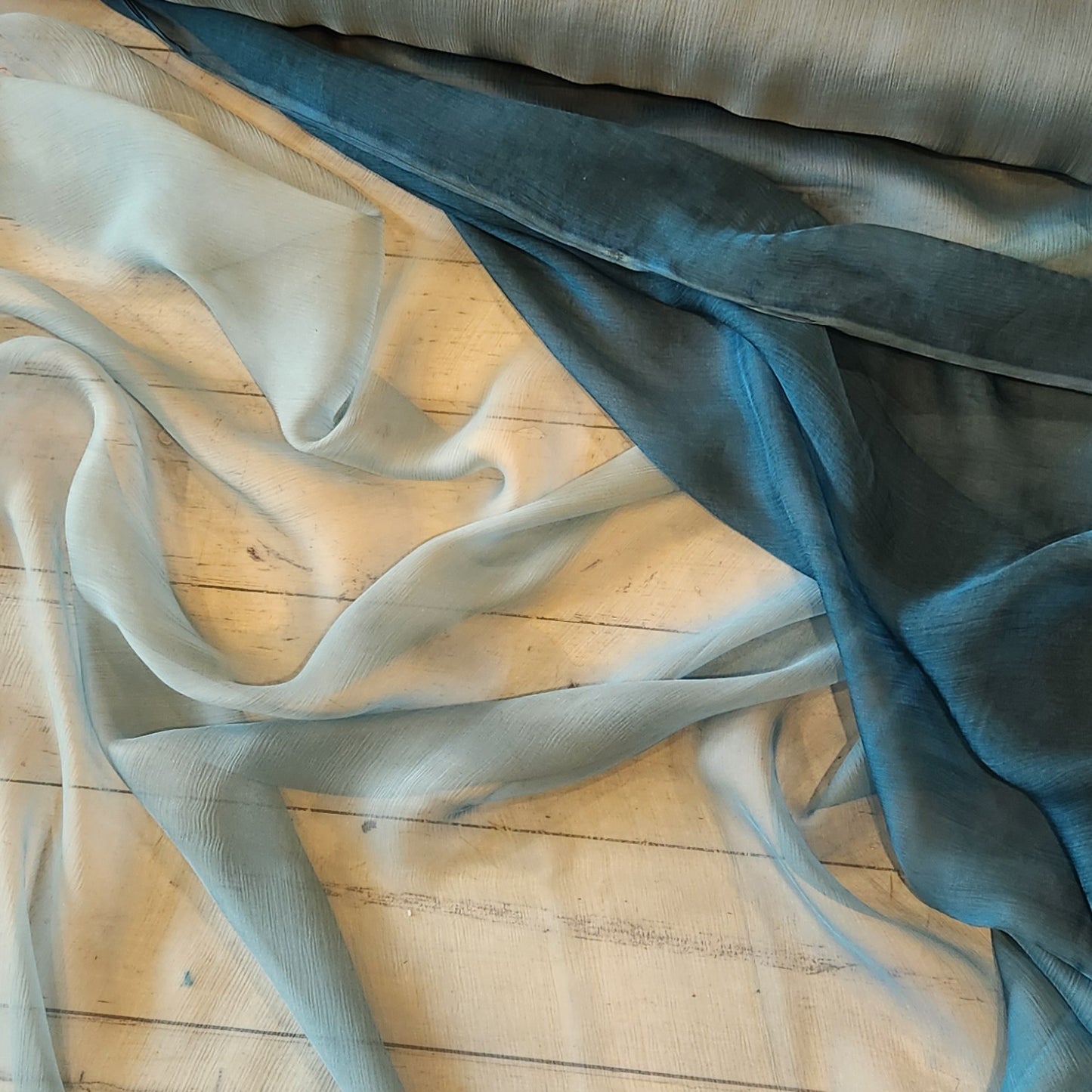 Ocean Ombre crinkle Silk Chiffon