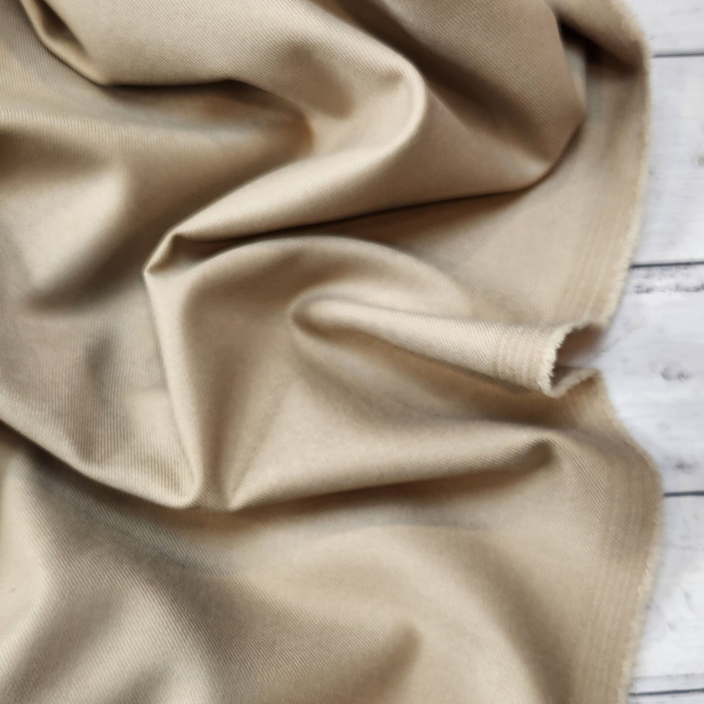 Biscuit viscose Twill Suiting