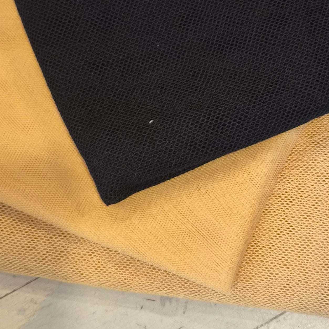 11. 5m Assorted mesh bundle