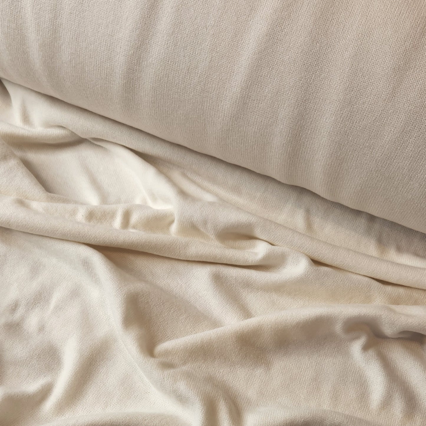 Creamy white lightweight jumper knit