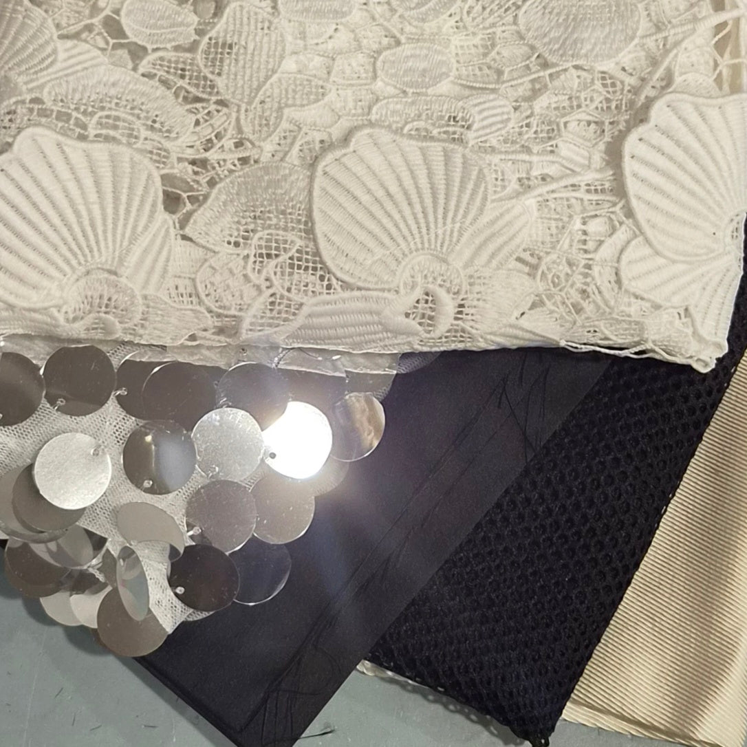 32. 5 pieces assorted guipure lace, mesh, taffeta