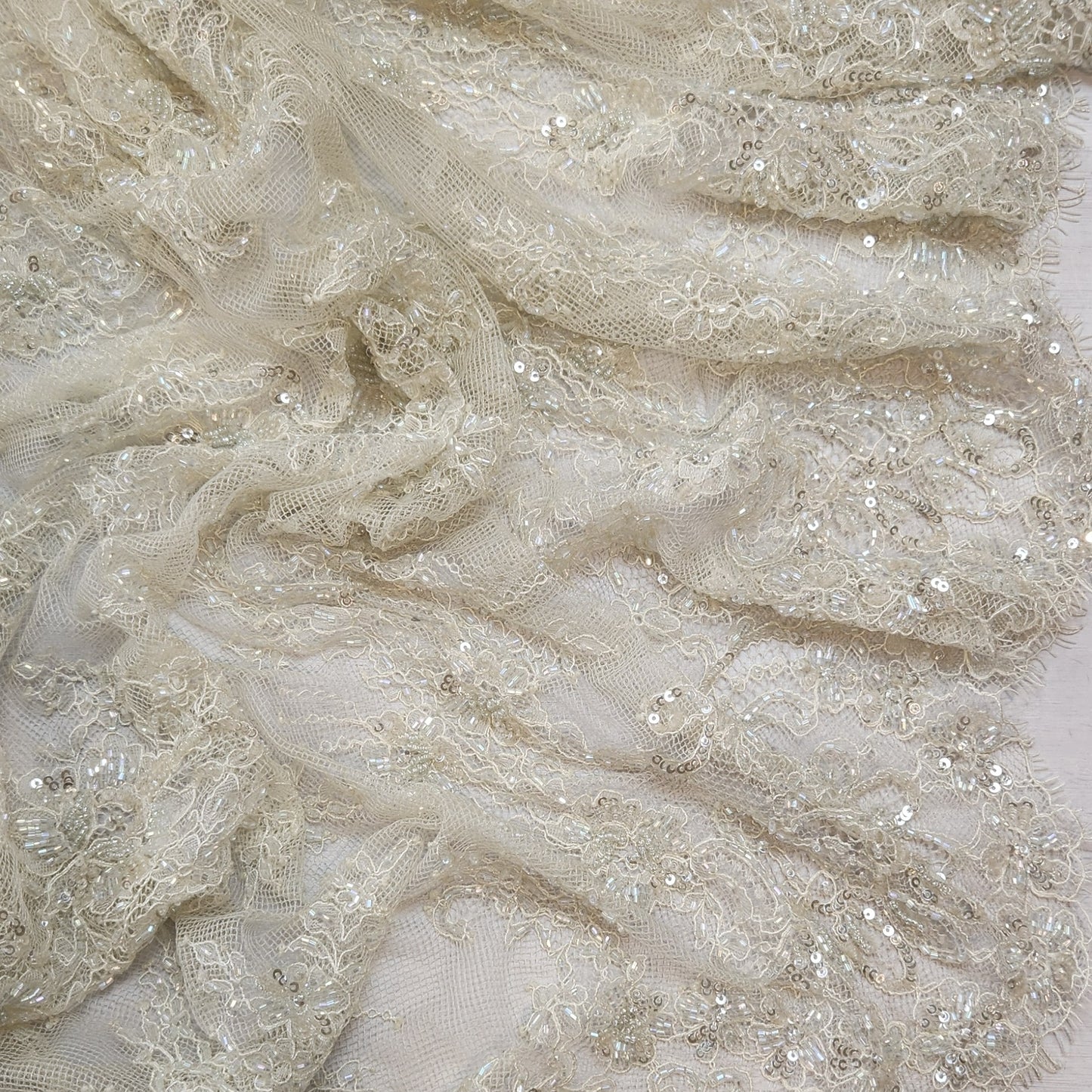1.75m Ivory delicate beaded eyelash lace