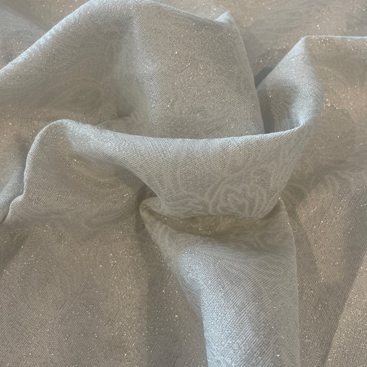 2.9m silver lurex ornate brocade