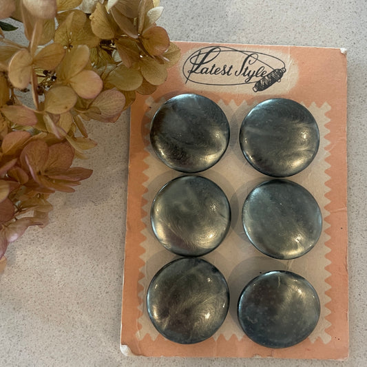 6 vintage coat buttons