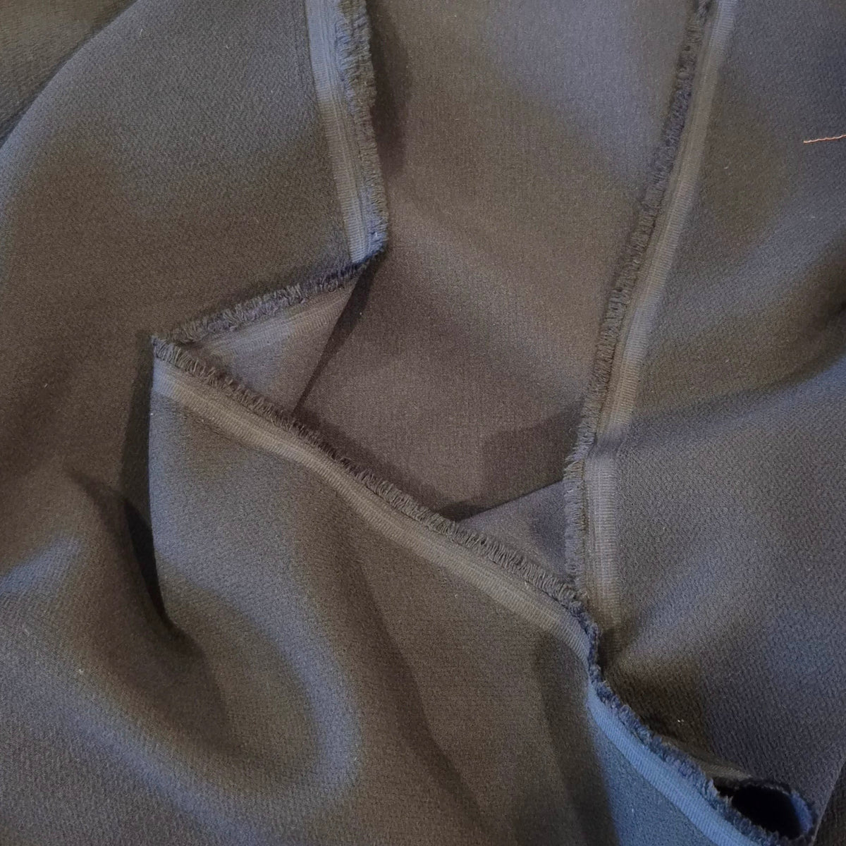 1.8m Black crepe polyester
