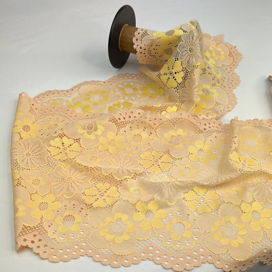 Ditsy Daisy Peach Lemon 230mm Stretch Lace