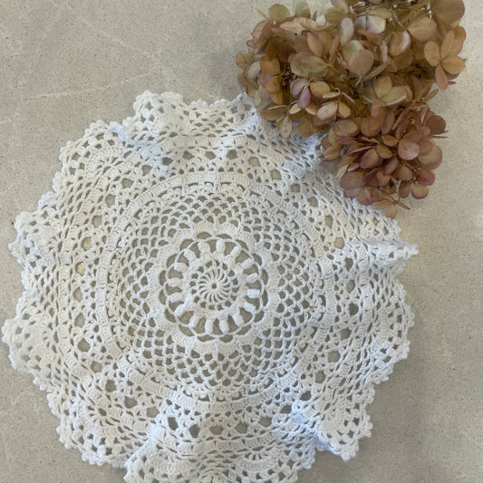 vintage white doily #2