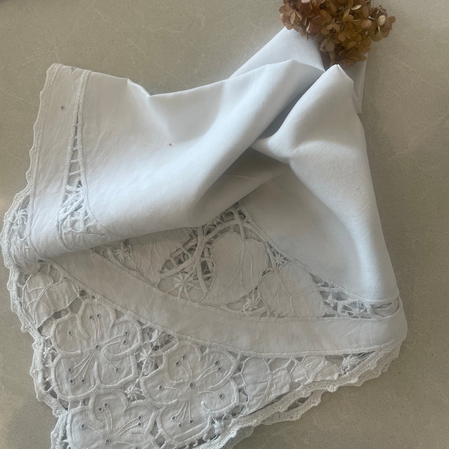 Cut work tea cloth