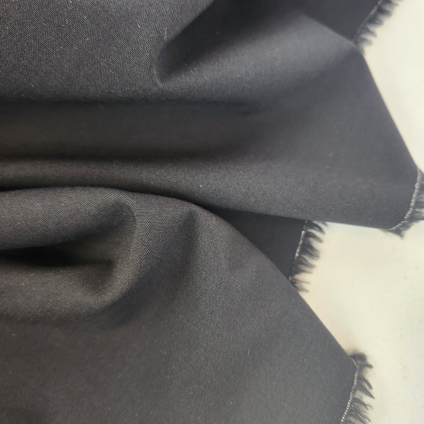 1.5m Black wool suiting