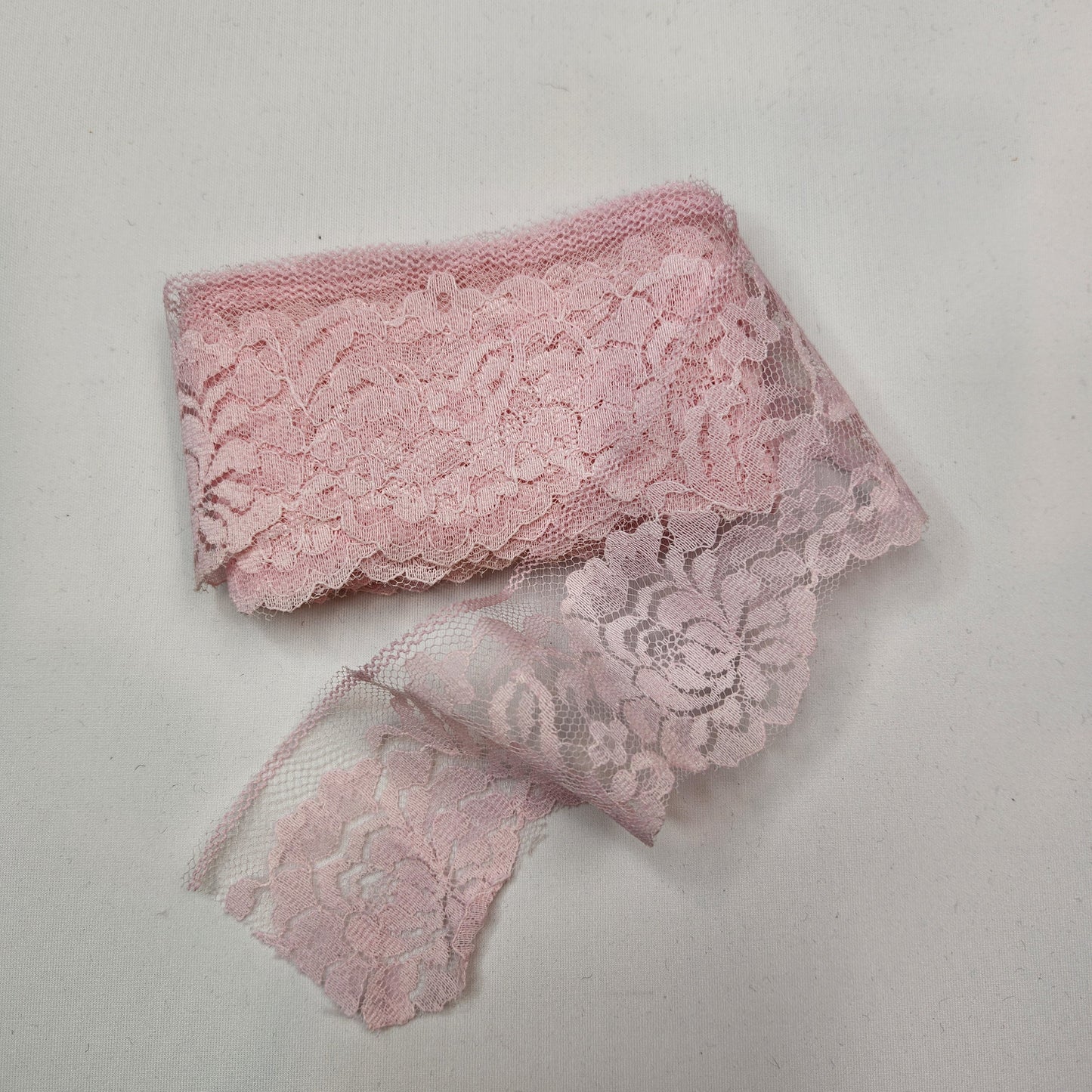 5m Pink Single rose lace