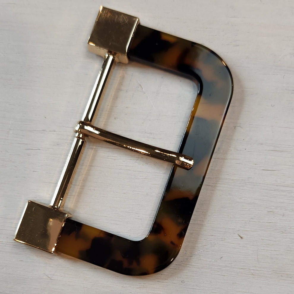 Tortoise shell buckle – The Maker Society
