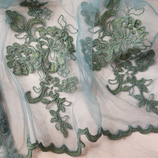 30. Hand dyed motiff on mesh