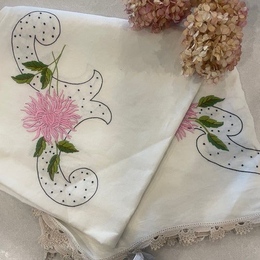Beautiful embroidered linen cloth with hand crochet border