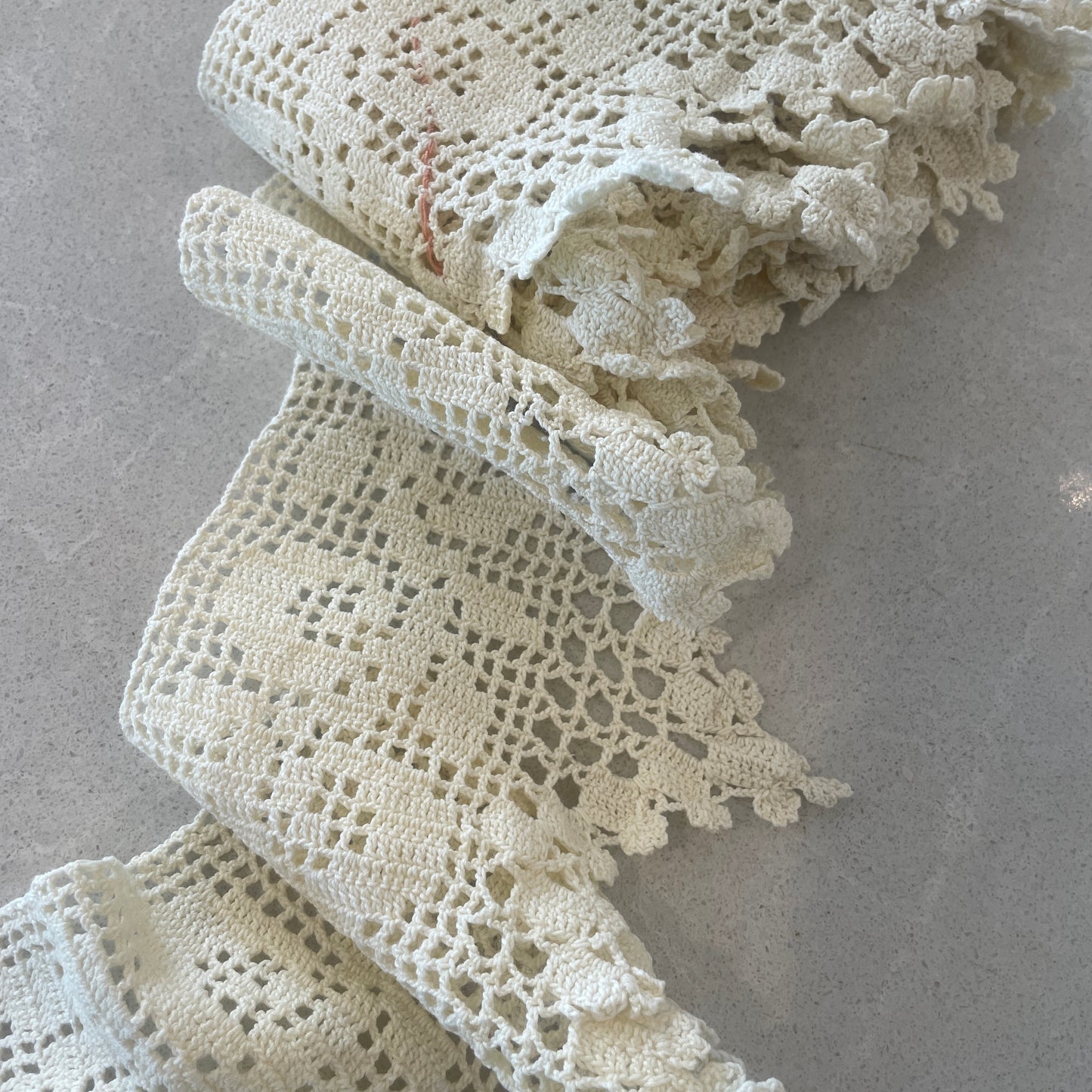 2.35m hand crochet vintage table cloth edging