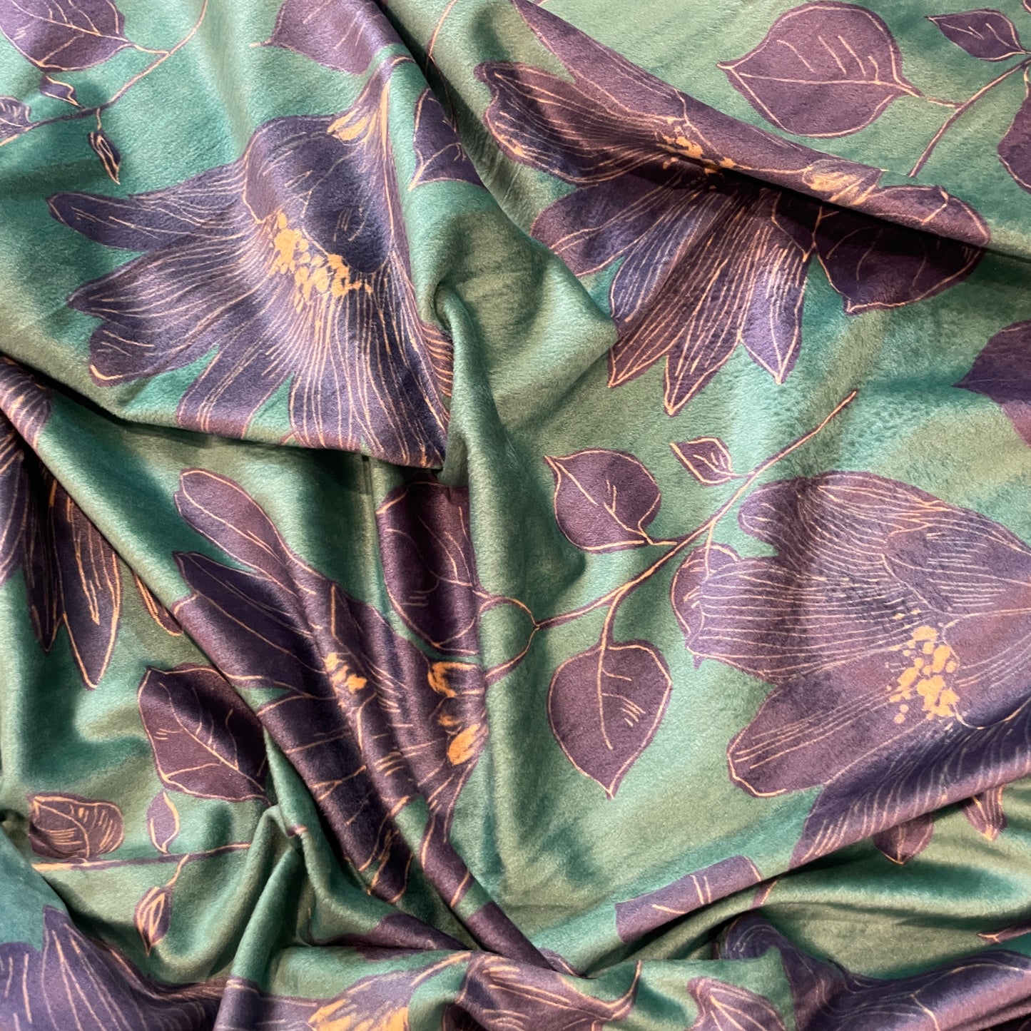 emerald stems stretch velvet